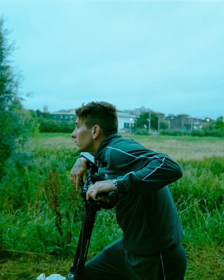 Bug interpretato da Barry Keoghan